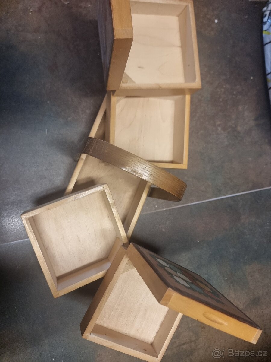 Retro drevena rozkladaci kazeta na siti - 2