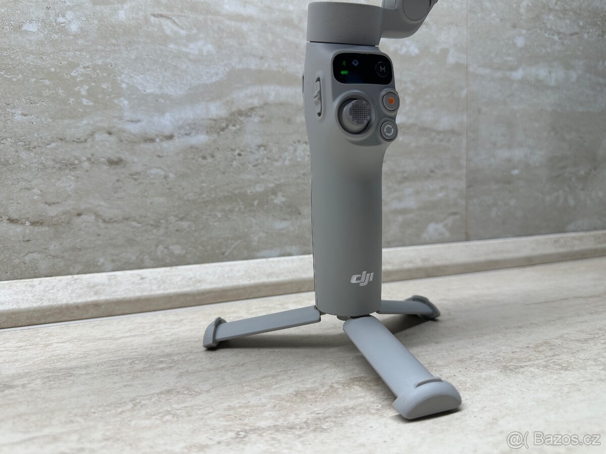 DJI Osmo Mobile 7 + DJI OM 7 Tracking Kit - 2