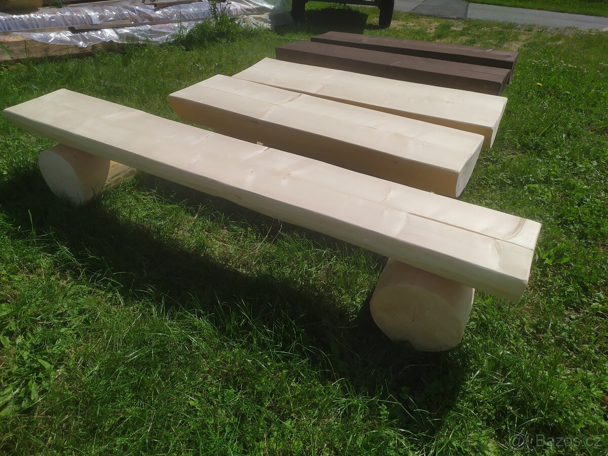 Lavice z kulatiny k ohništi - 2