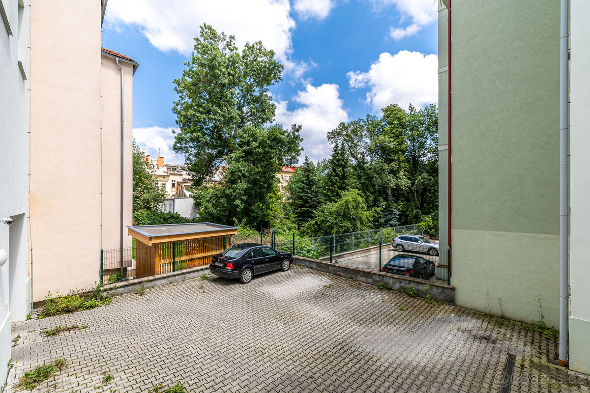 Pronájem, byt 2+kk, Plzeň - centrum, ul. V Šipce - 2