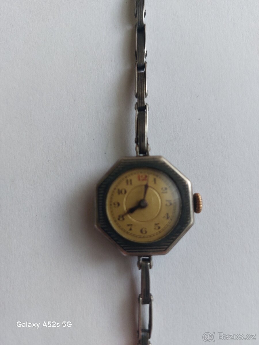 Staré stříbrné dámské hodinky - 2