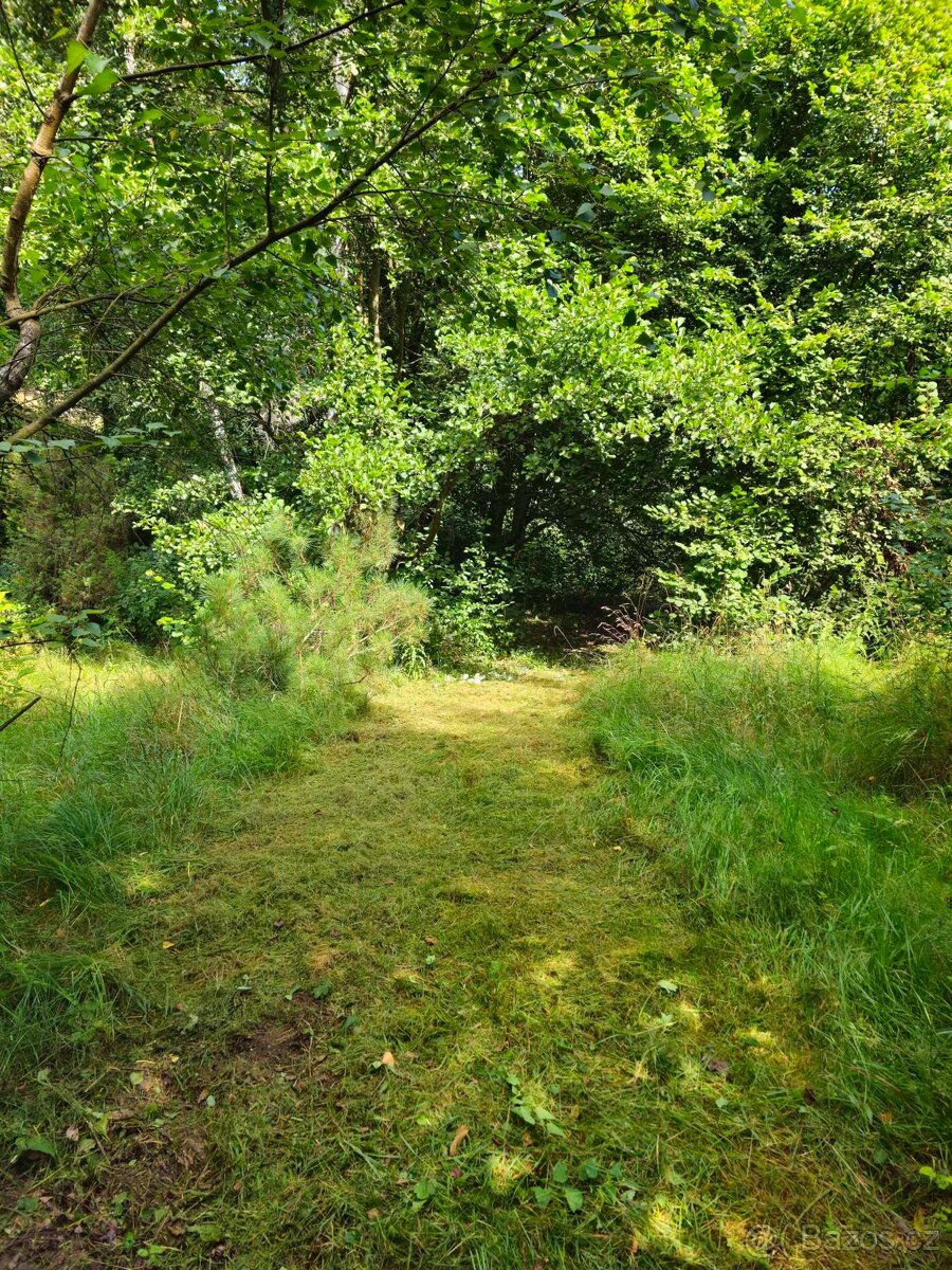 Prodej pozemku 1 644 m² – Senohraby - 2