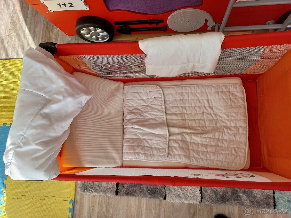 Skládací cestovní postýlka Caretero - 2