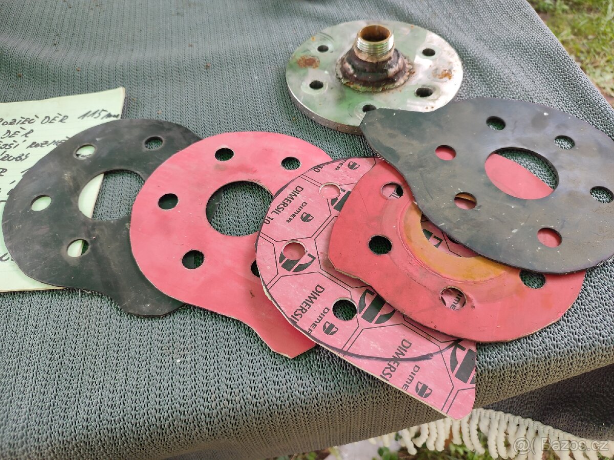 Nerezová příruba na vodárnu včetně těsnění - 2