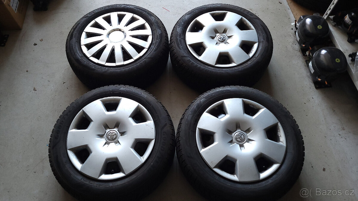 Téměř NOVÁ zimní kola GoodYear 15" 4x100 Corolla E12 TOP - 2
