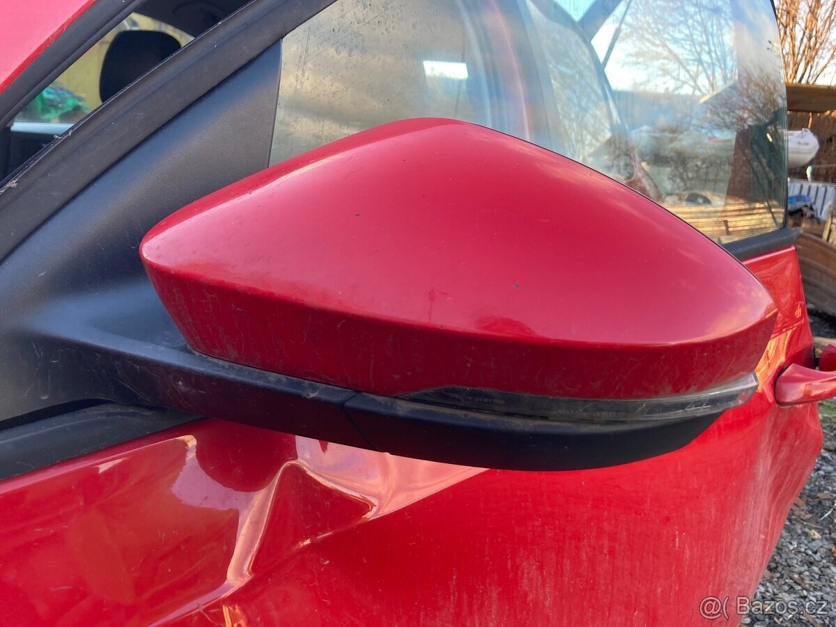 Zrcátko škoda Octavia3 ,6 pin červené a bilé - 2