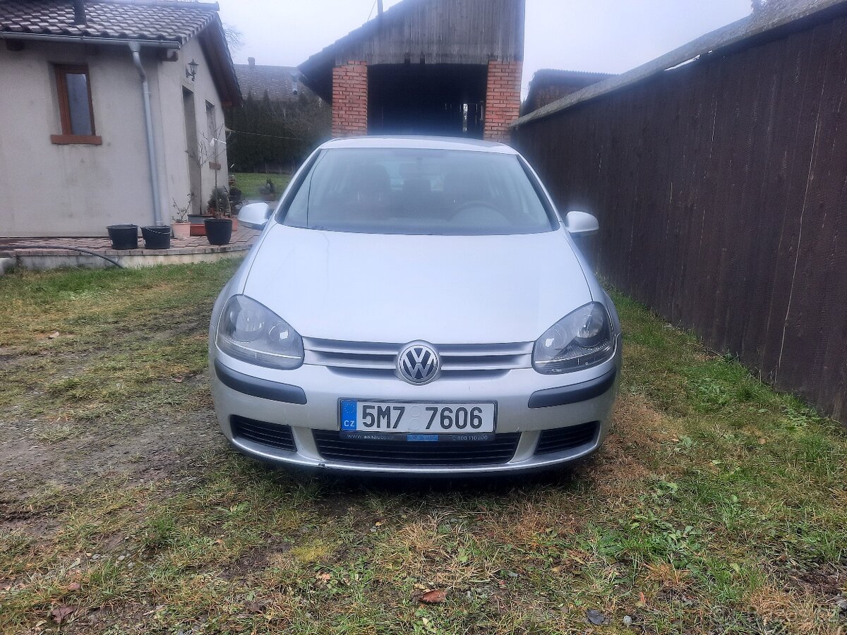 Volkswagen Golf V - 2