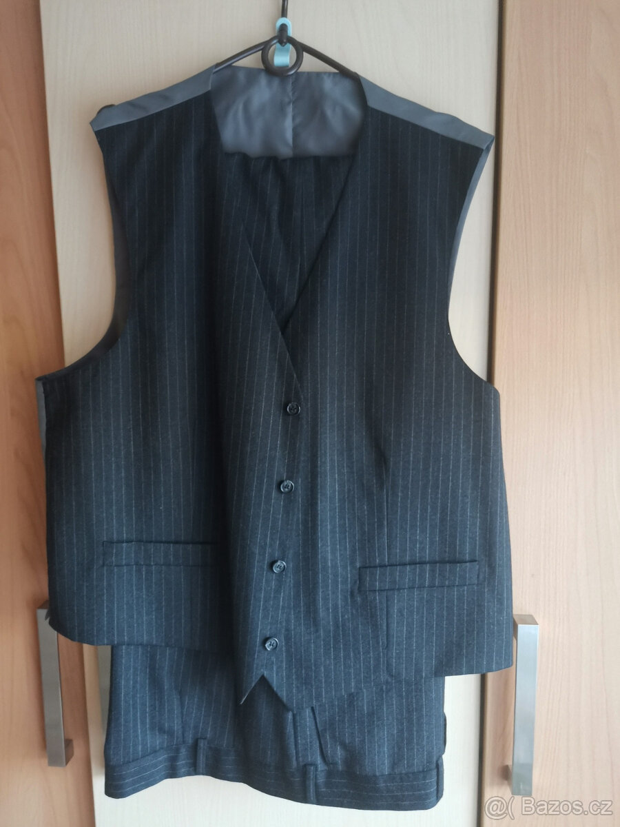 Pánský oblek C&A velký, vel. 30 - 2