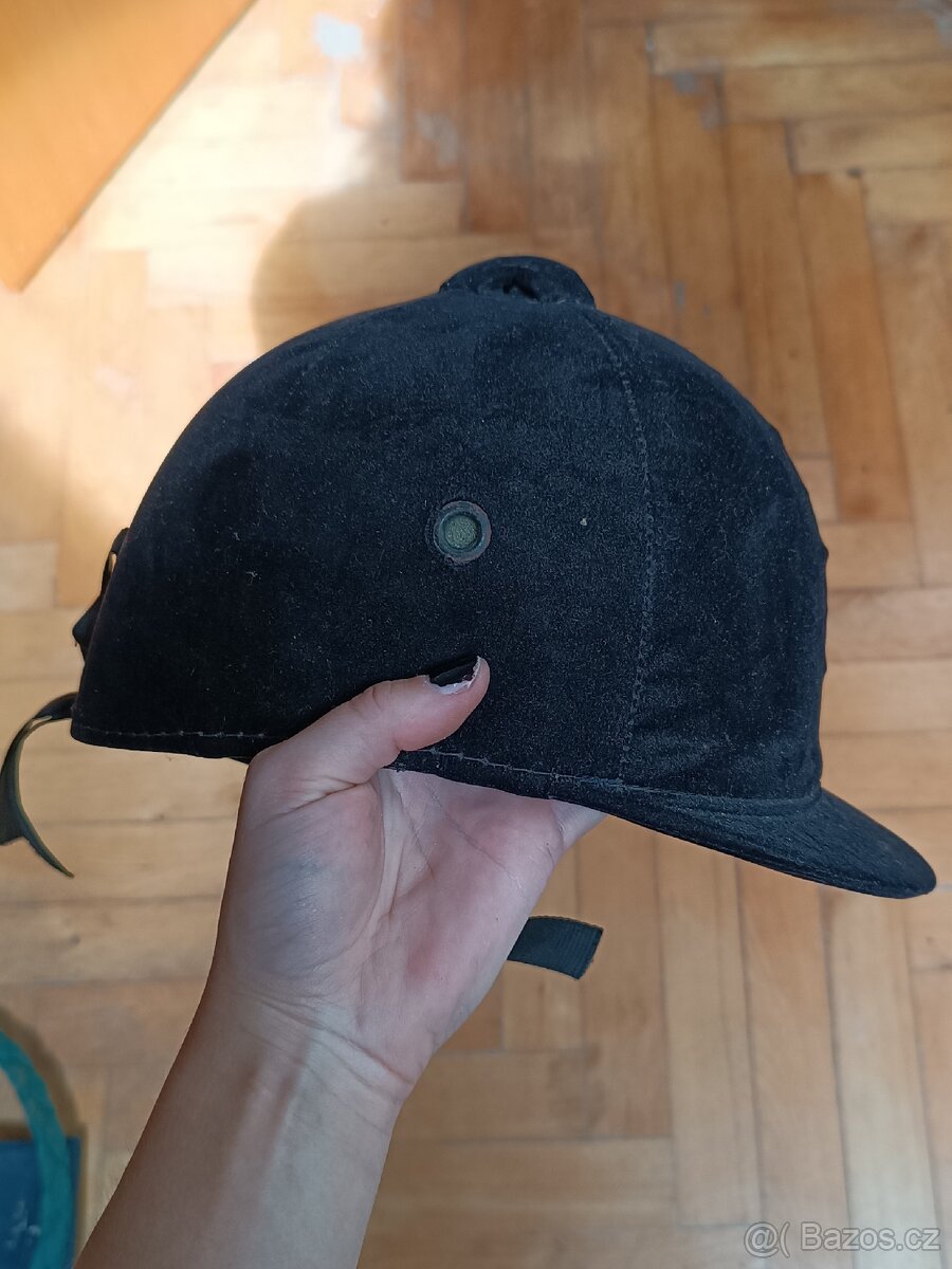 Jezdecká helma z Německa - 2