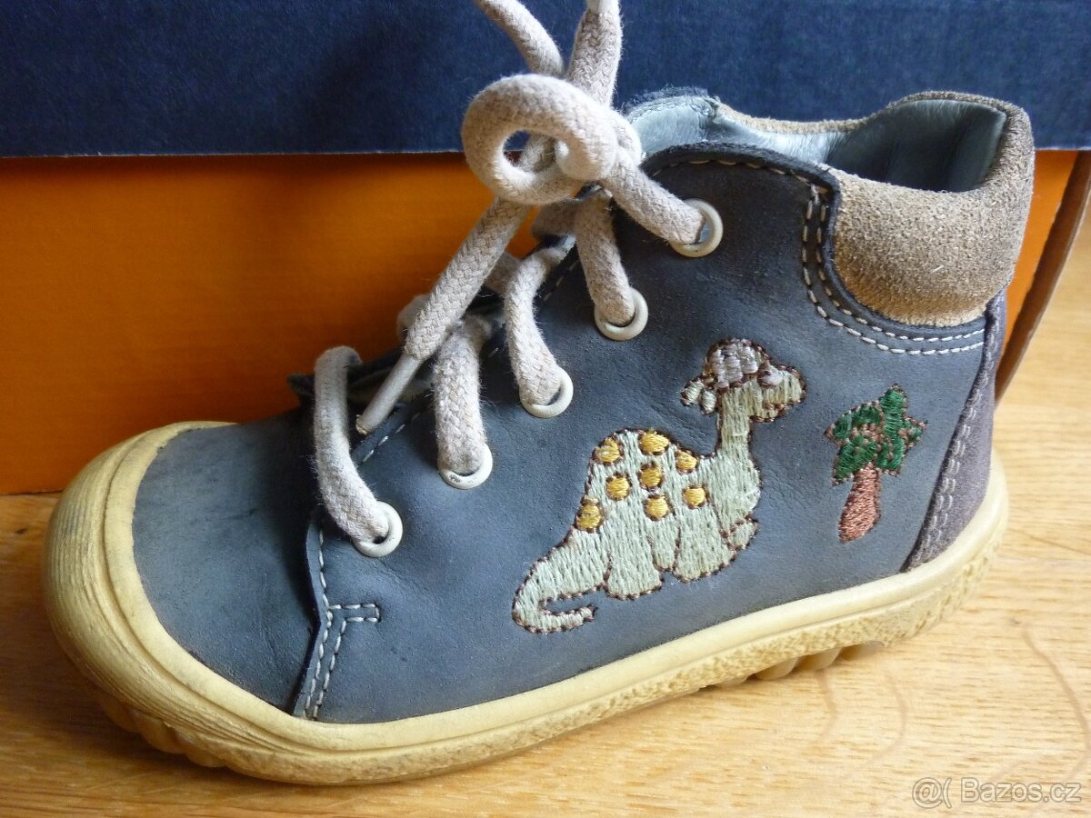 Prodám kožené boty vel. 23 - 2