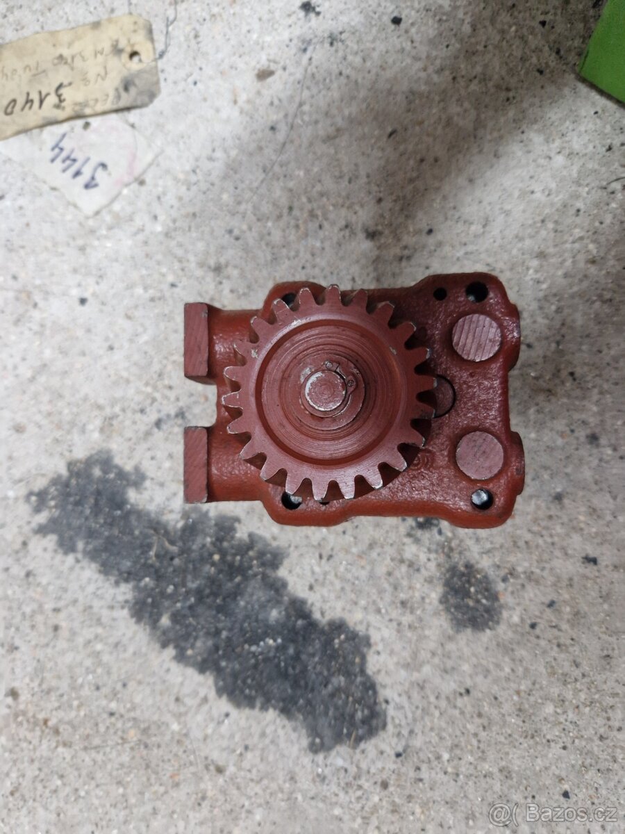 Čerpadlo mazání zetor 7011 - 2