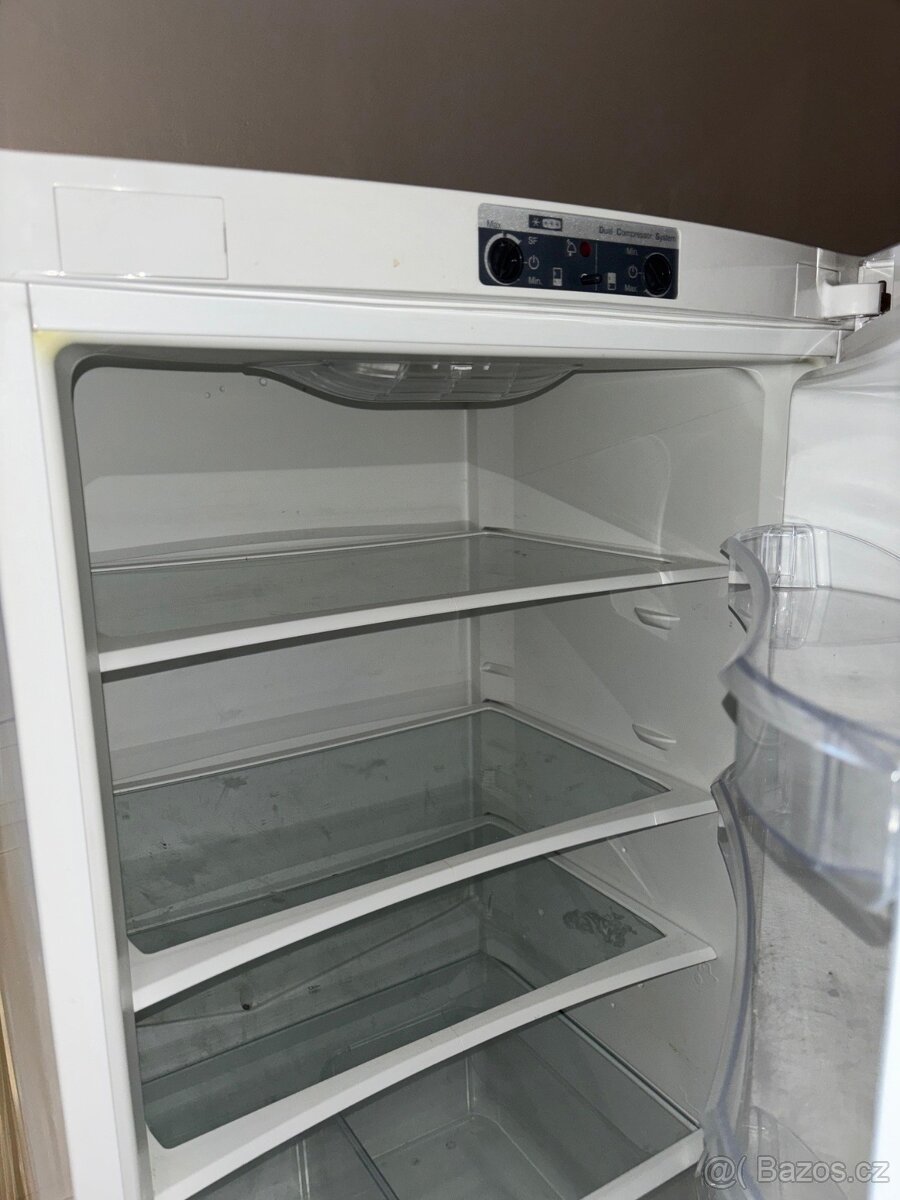 Kombinovaná lednice a mraznička - 2
