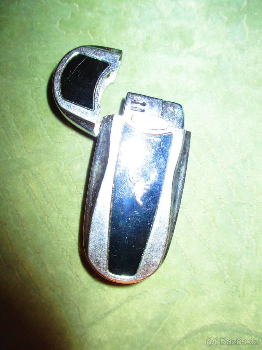 retro nález-Zapalovač - 2