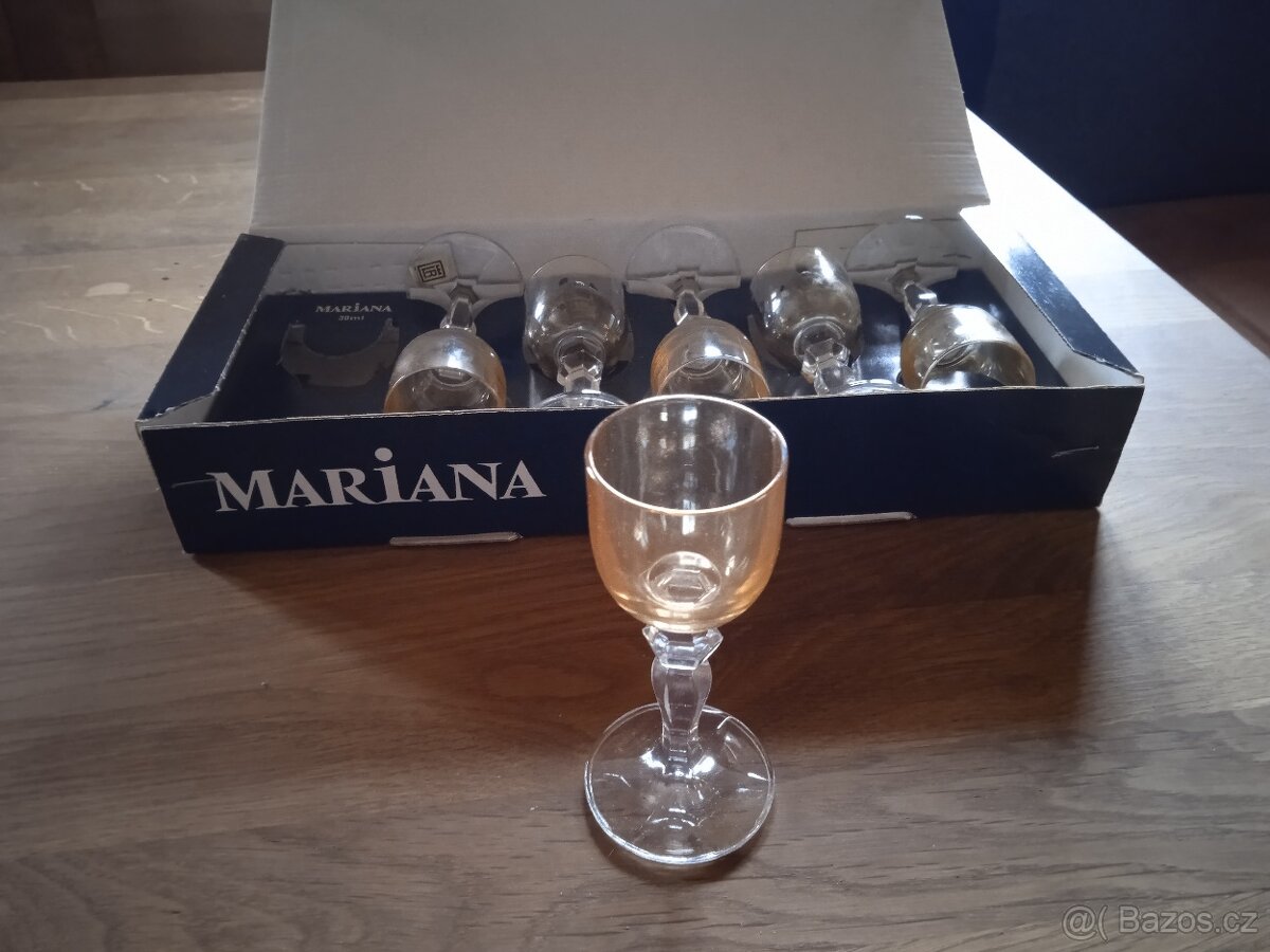 Skleničky se stopkou - Mariana - 2