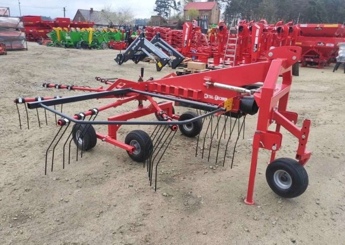 Shrnovač sena za traktor - 2