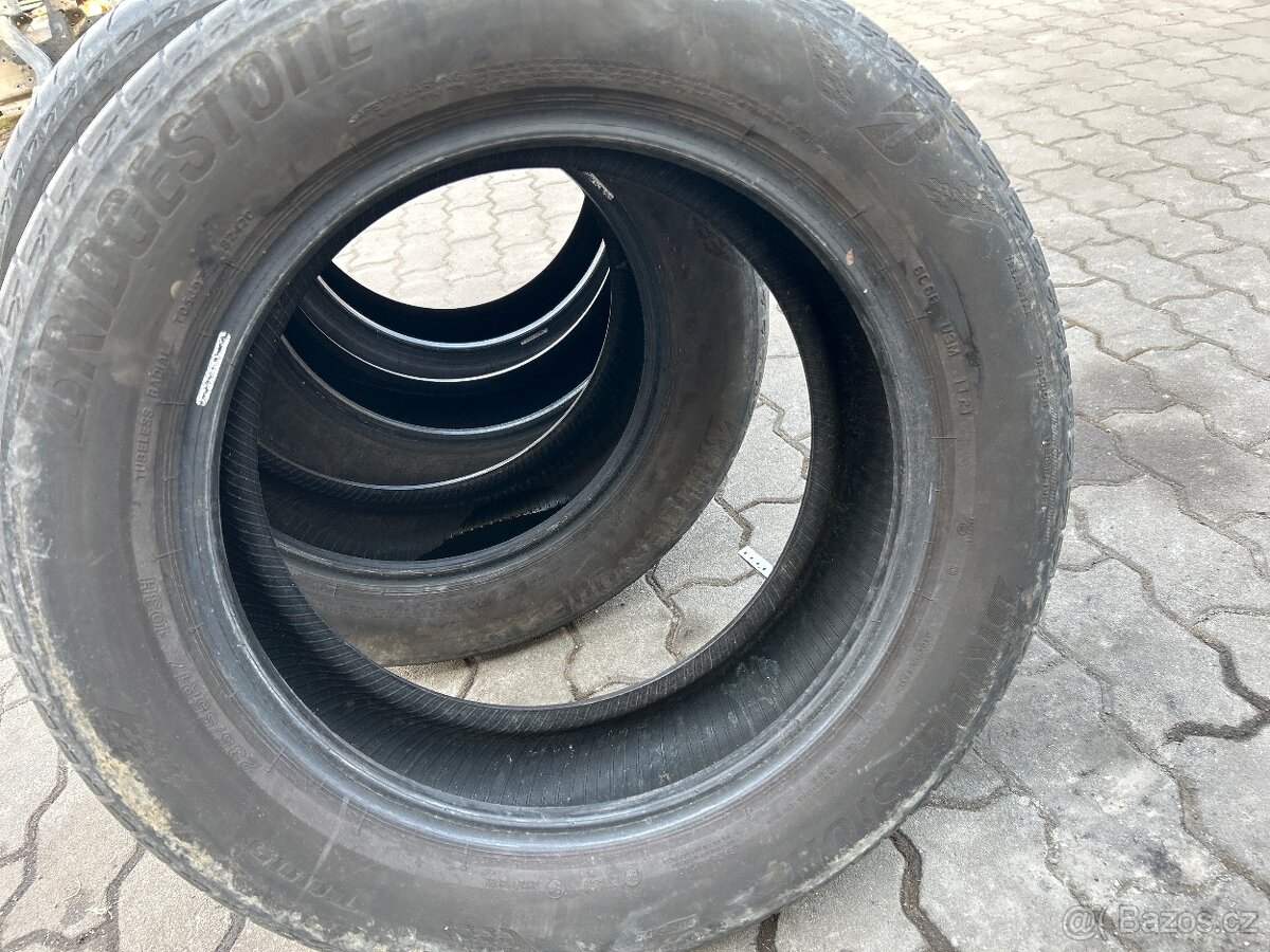 235/55/17 letní. - 2