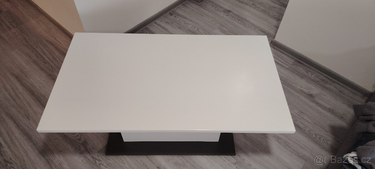 Konferenční stůl - 2