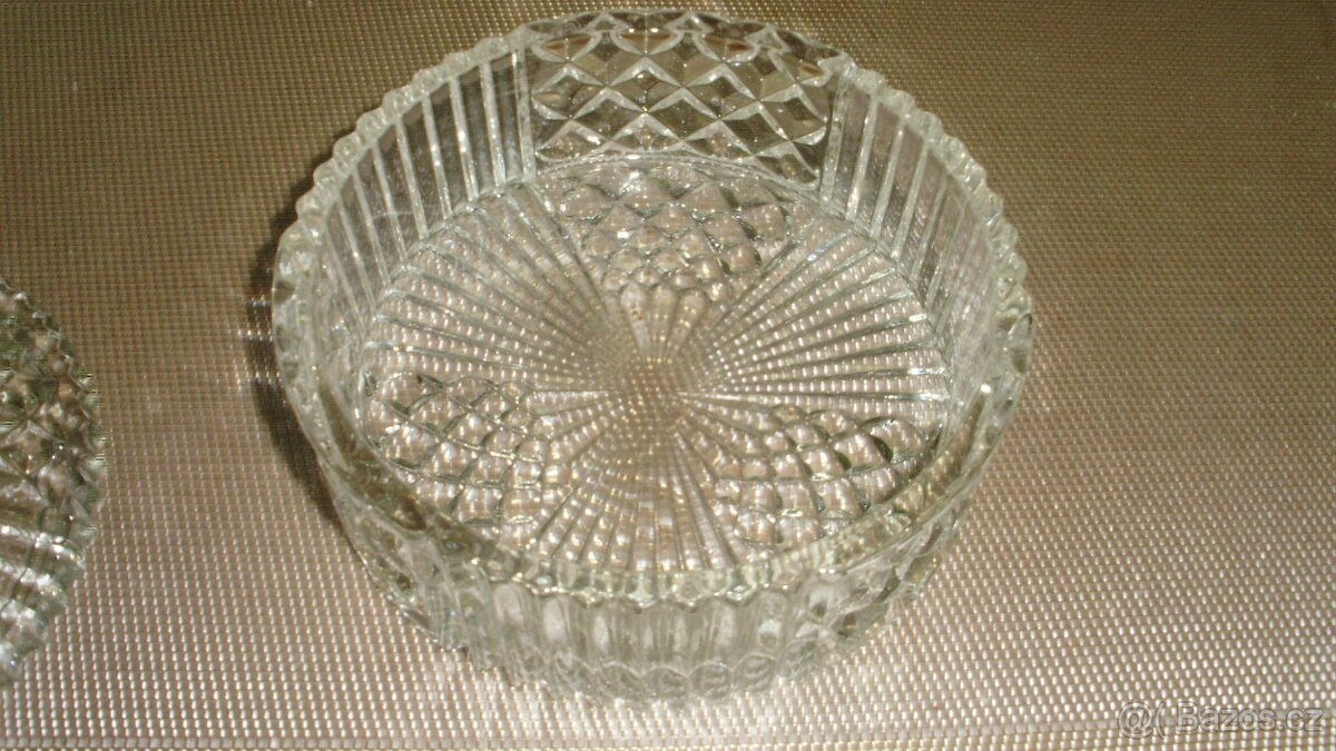 SKLENĚNÁ MISKA - 2