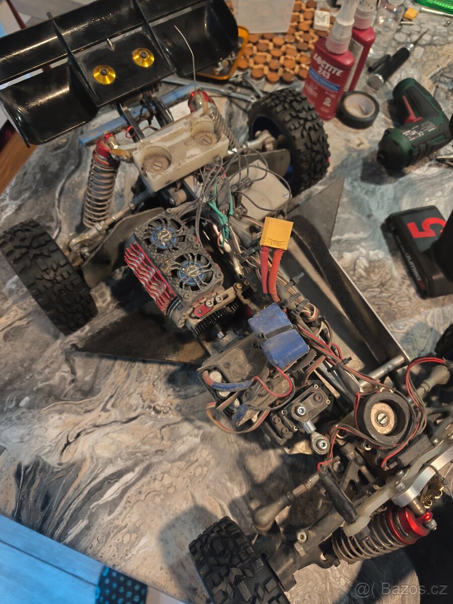 Arrma typhon 6s - 2