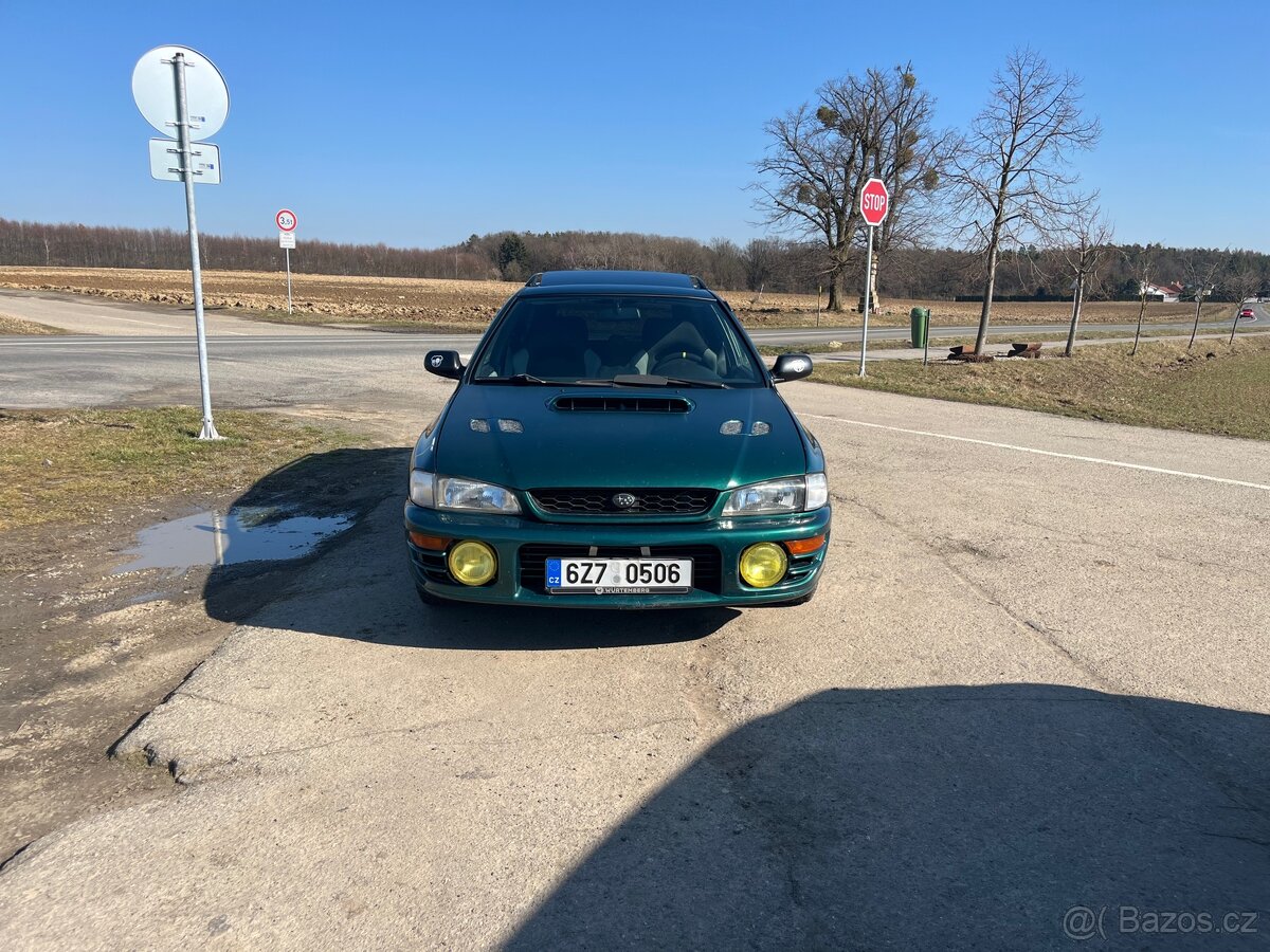 Subaru Impreza gt - 2