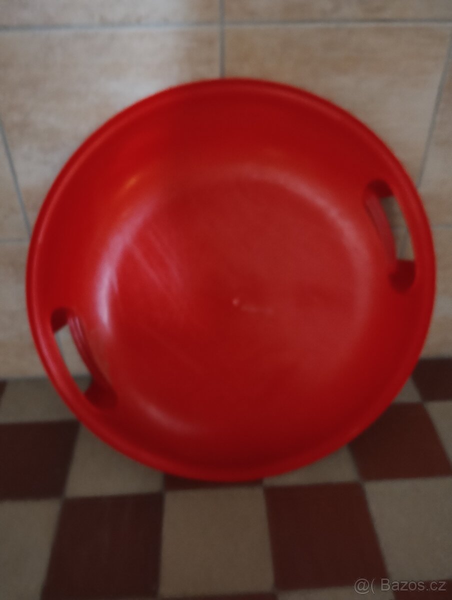 Sáňkovací talíř - 2