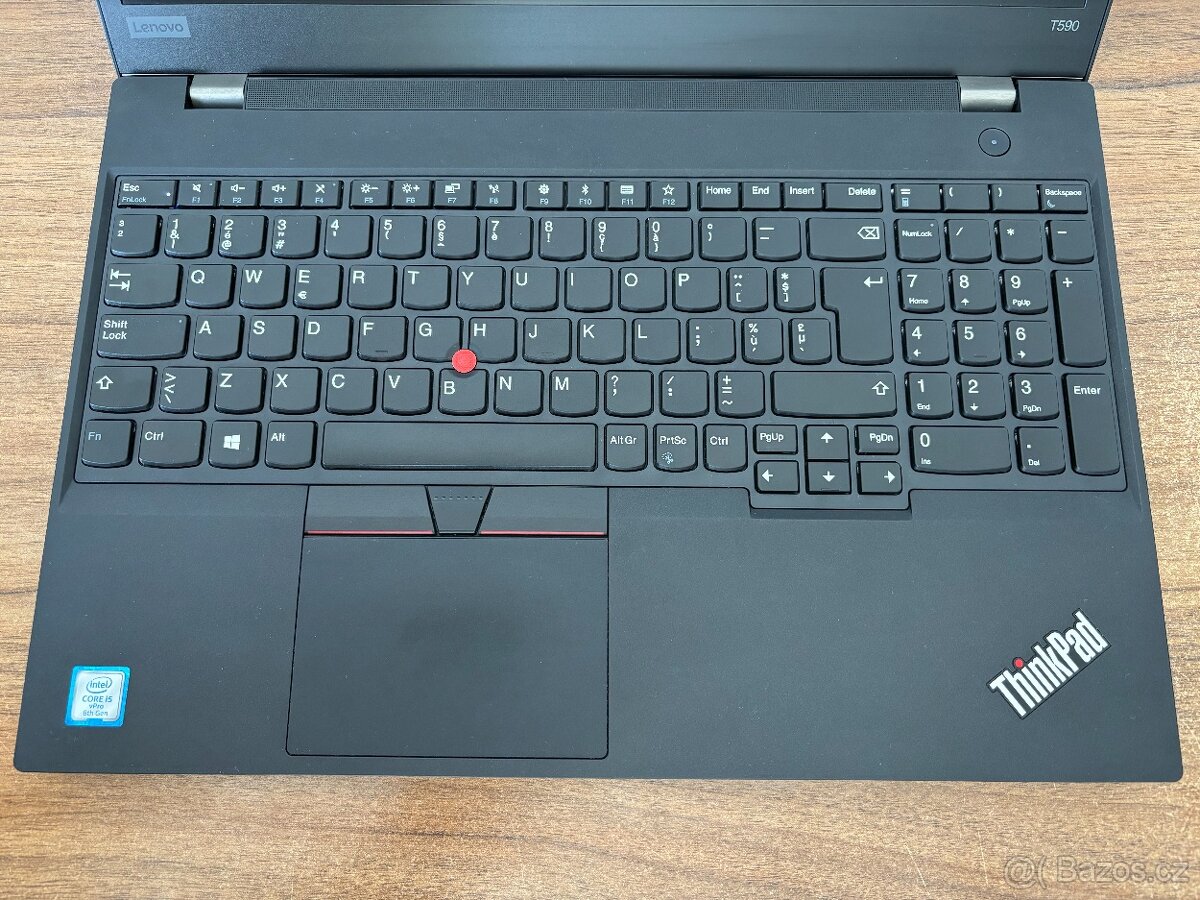 Lenovo ThinkPad T590, výborná baterie - 2