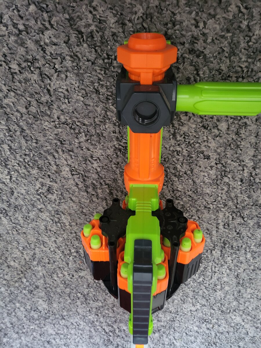 Velká Nerf pistole - 2