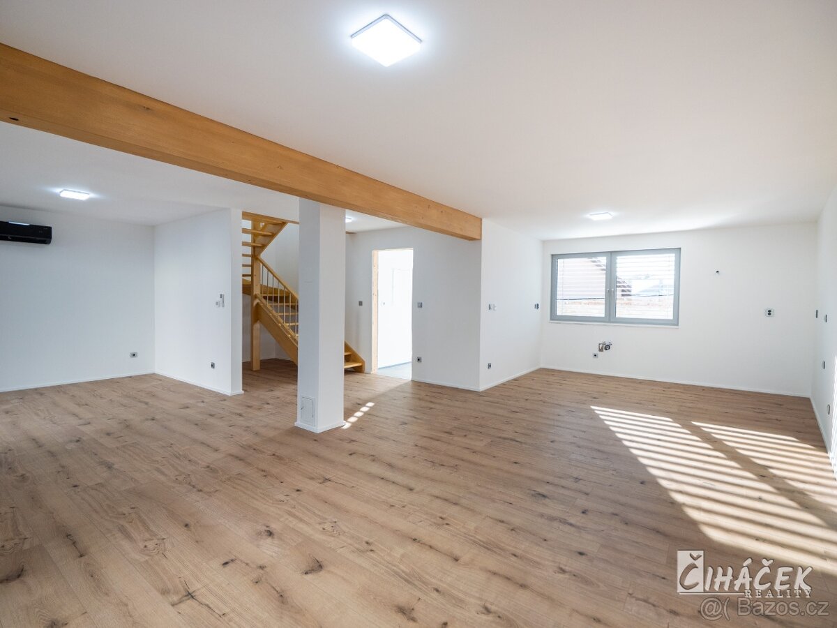 Novostavba 4+kk | dřevostavba | 25 min Brno - 2