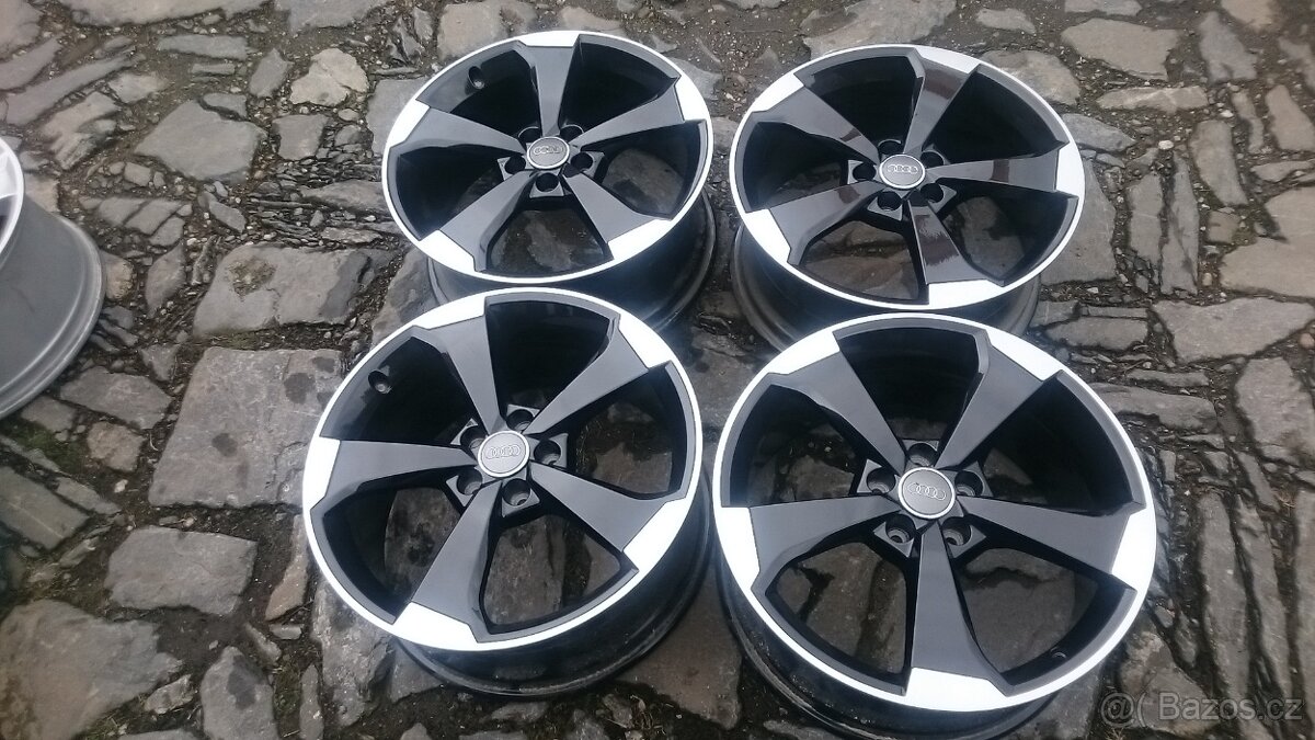 prodám nová ORIGINÁL al kola 19 5x112 na AUDI A3 A6 TT - 2