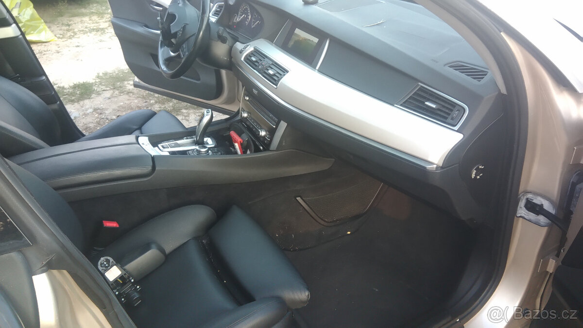 Náhradní díly z BMW f07 550iGT N63B44 - 2