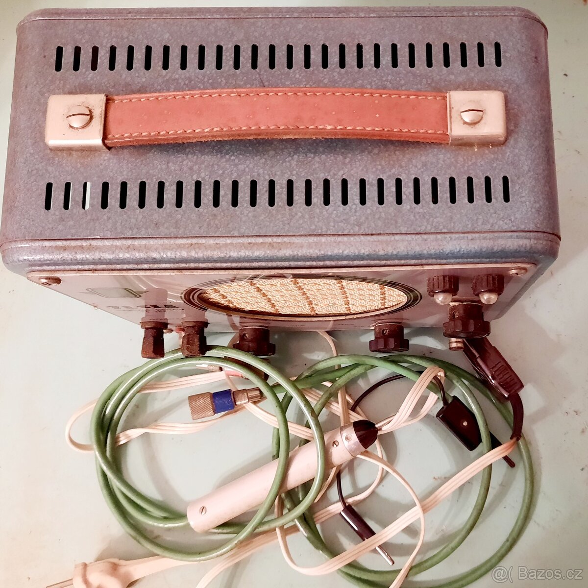 Tesla starší retro měřící přístroje - 2