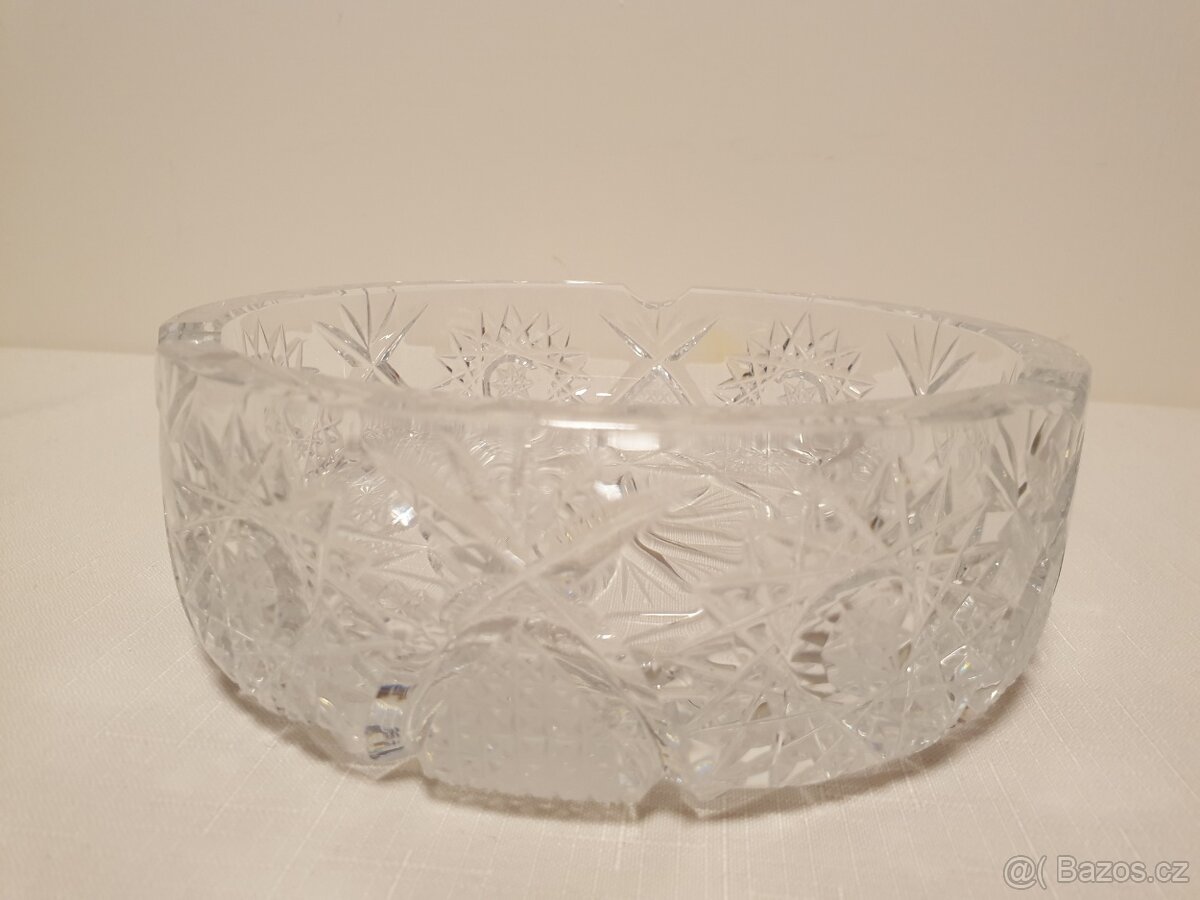 Popelník z broušeného skla - 2