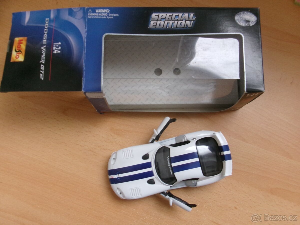 Dodge Viper GT2 1:24 - 2