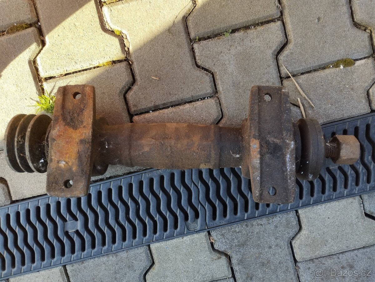 Hřídel na cilkularku - 2