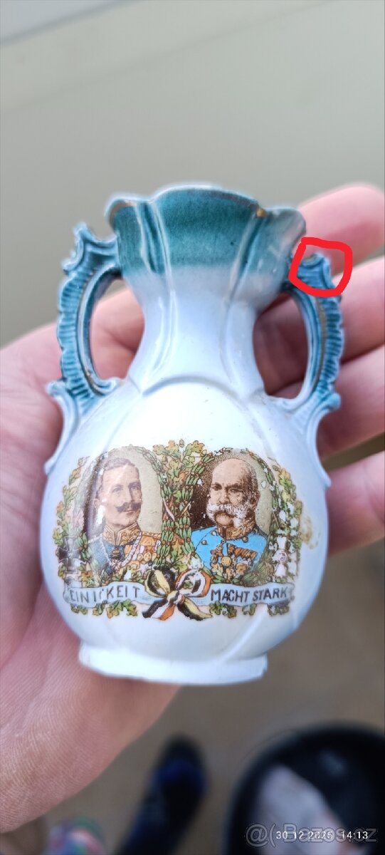 Prodám porcelánovou vázičku z 1. sv. války, originál - 2