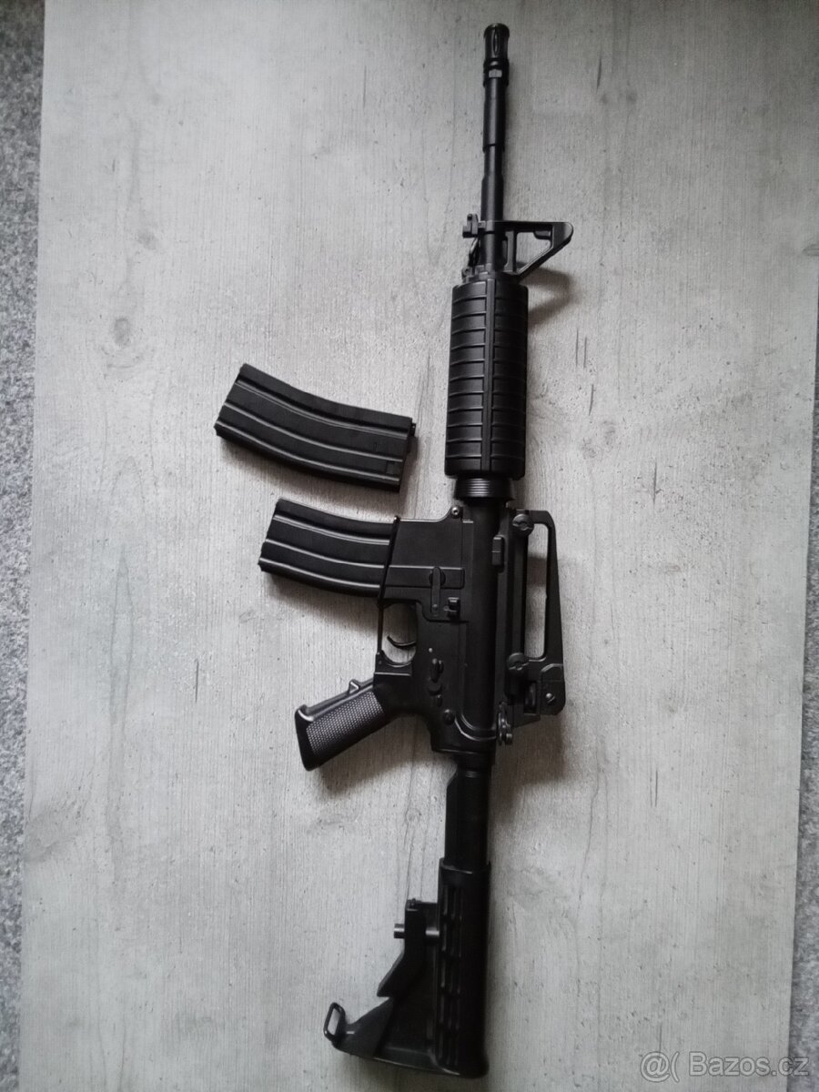 Prodám airsoft M4A1 - 2