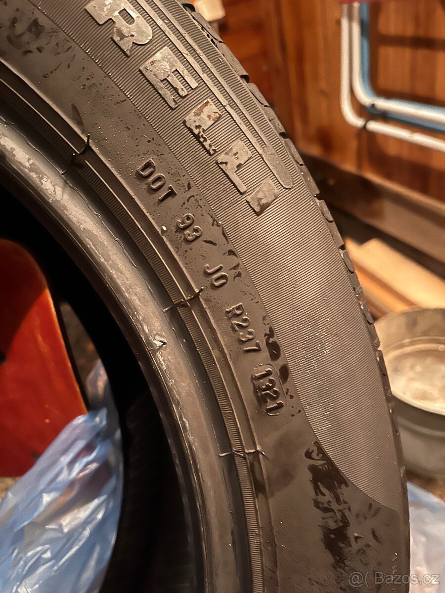 Pirelli Cinturato P7 215/55 R17 letní - 2