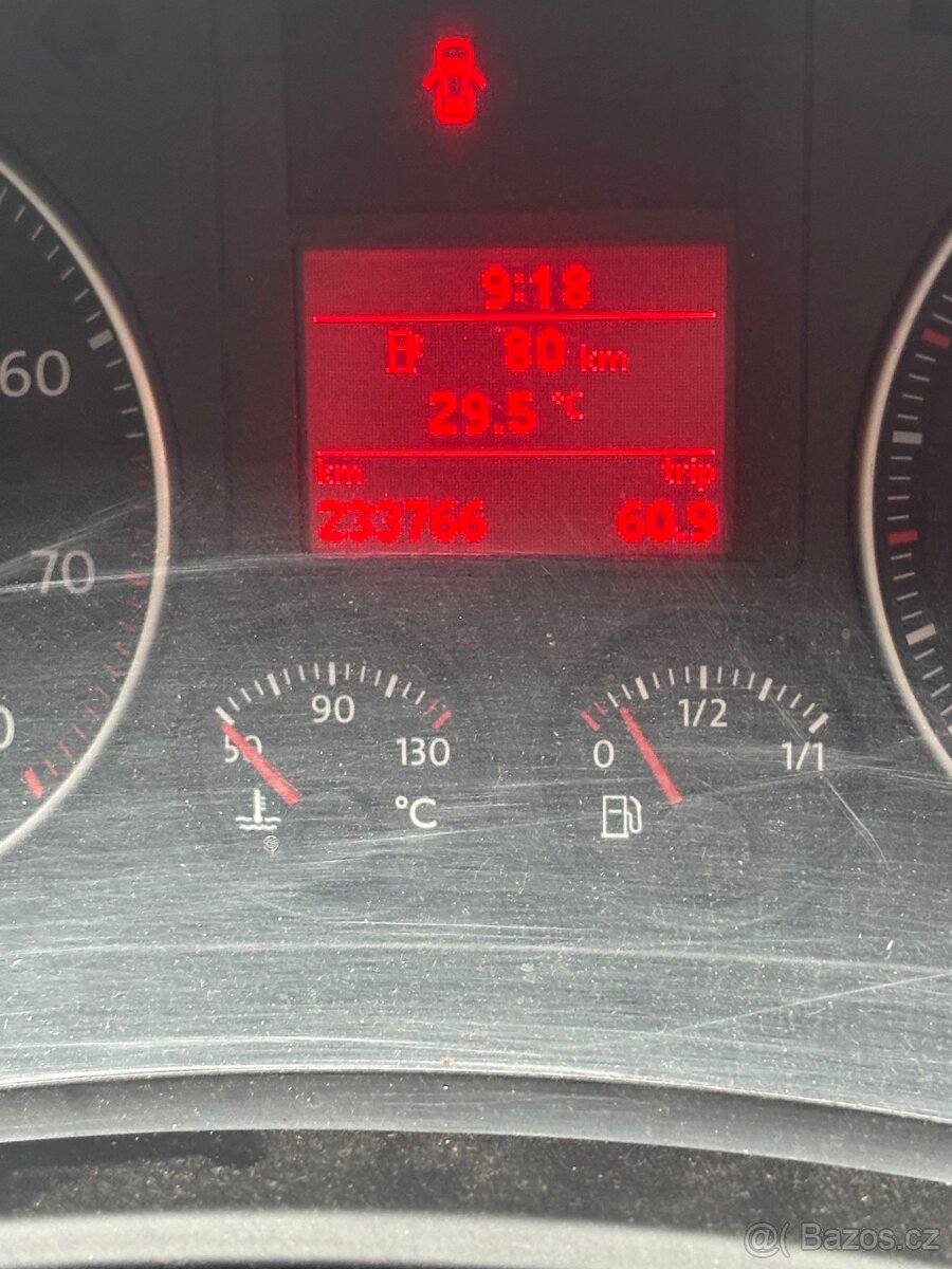 Golf v 2008 1.6 MPI - 2