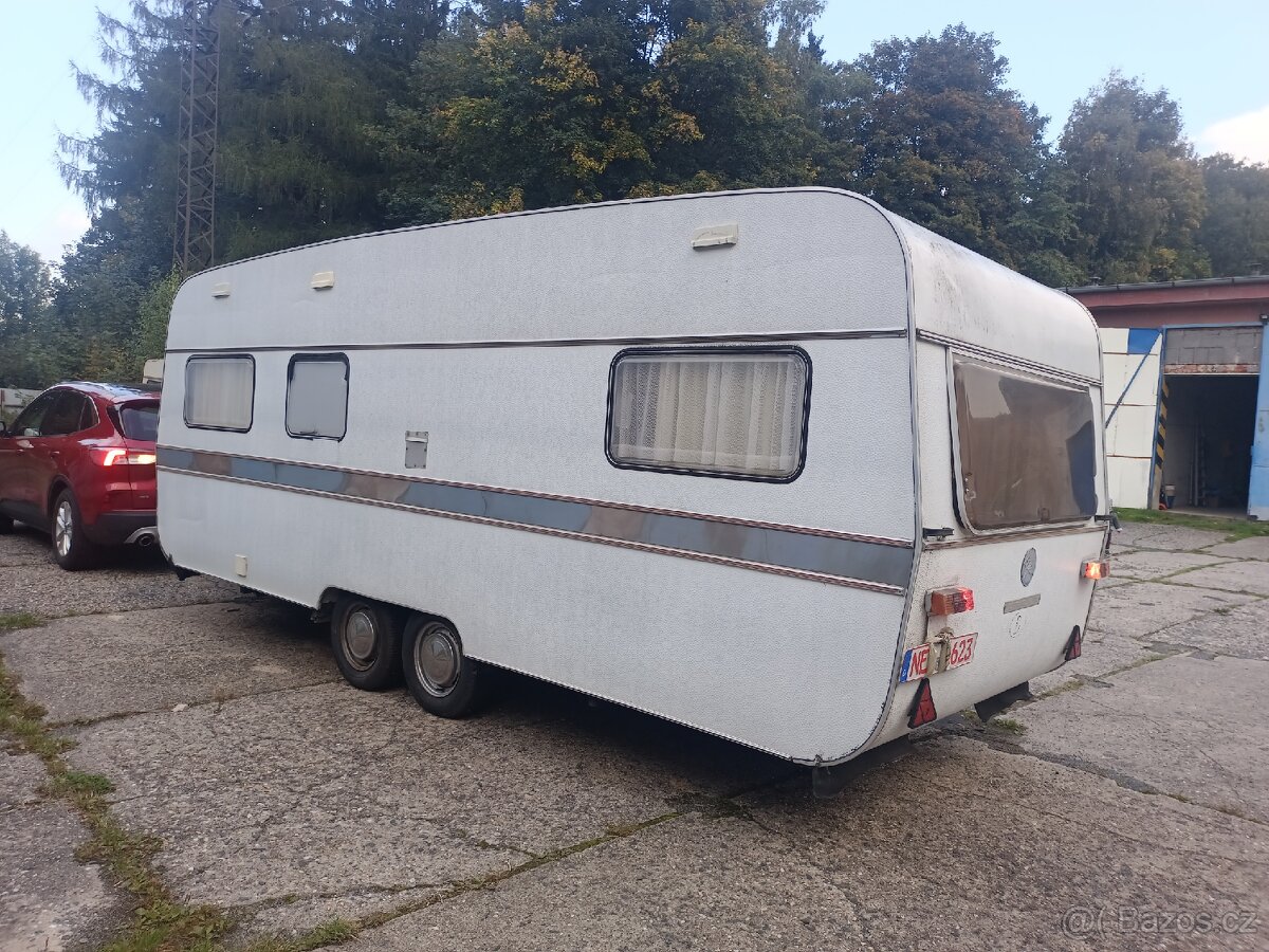 Hymer Nova+sluneční clona - 2