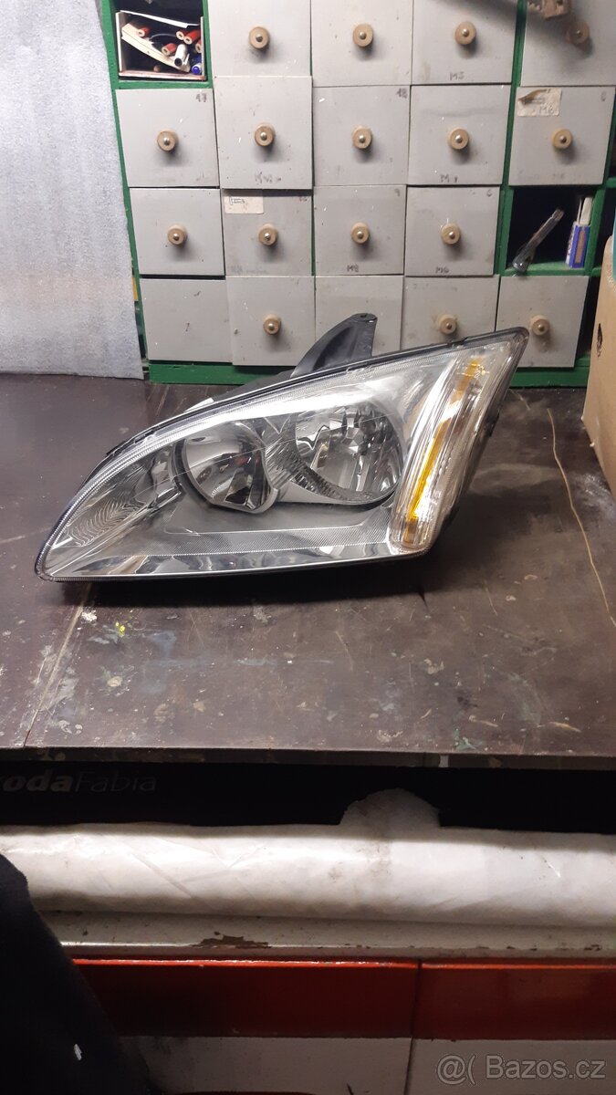 Přední světla Ford Focus mk 2 - 2