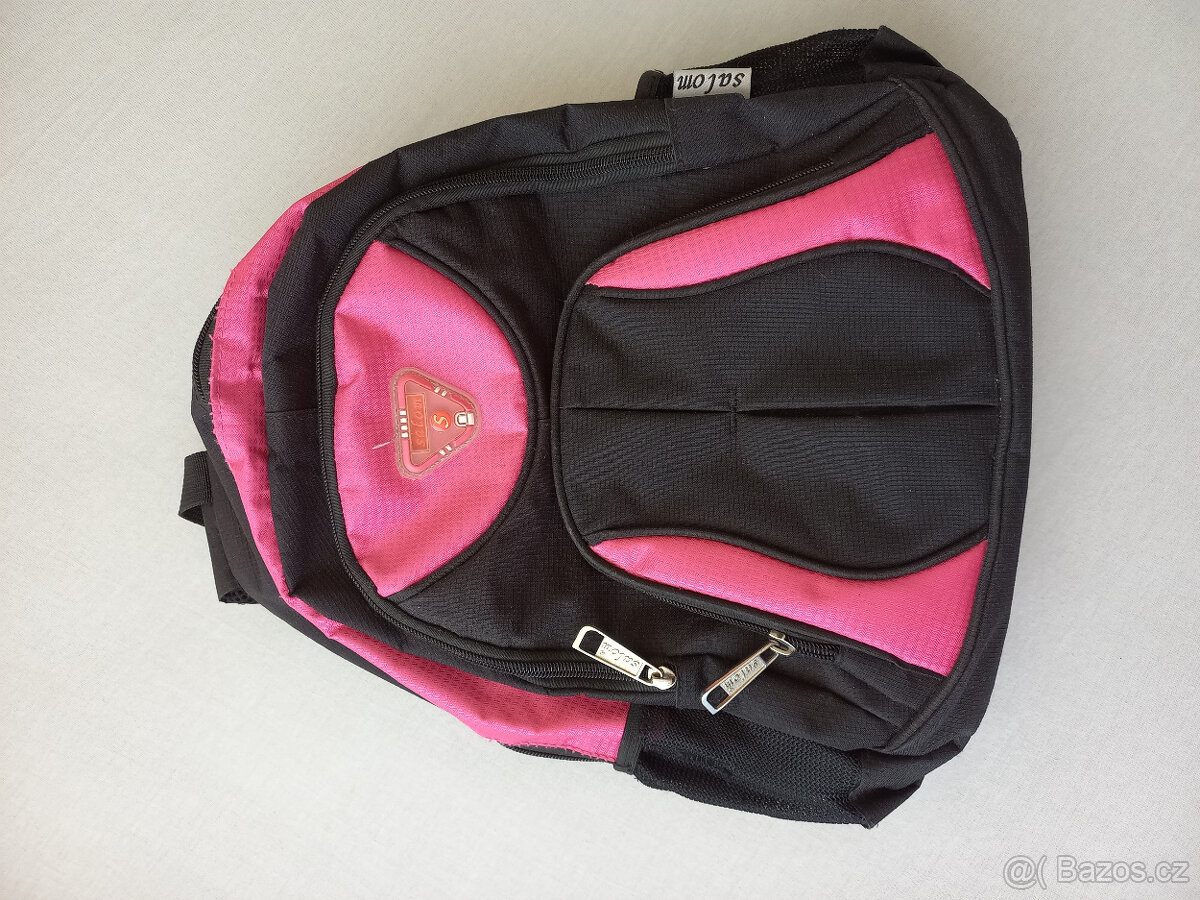 Prodám batoh, tašky, kabelky, peněženky, .... - 2