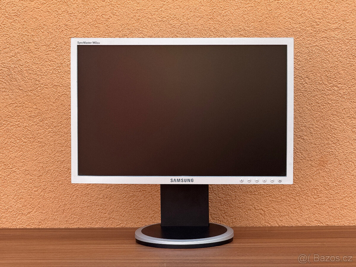 LCD monitor Samsung SyncMaster 940BW - 2