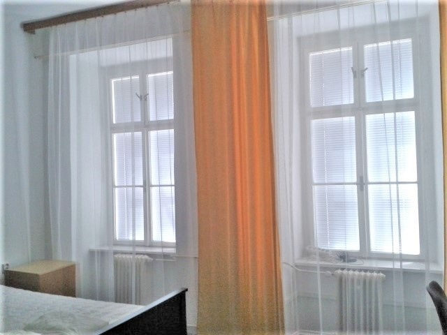 1., 2 a 3.lůž. pok., studenti/ky/pár, pračka/sušička, centr - 2