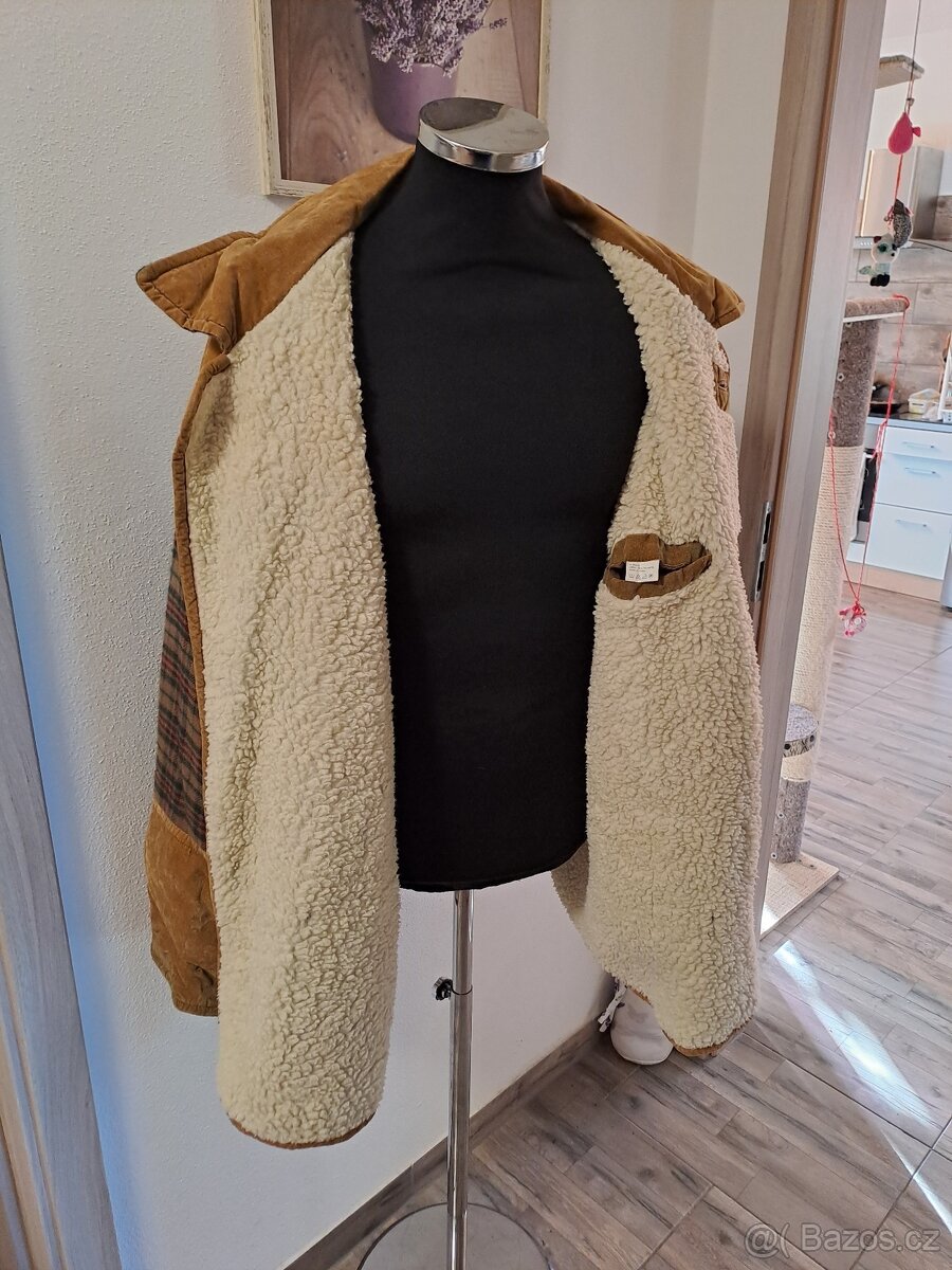 Pánský krátký kabát 140 cm obvod prsa - 2