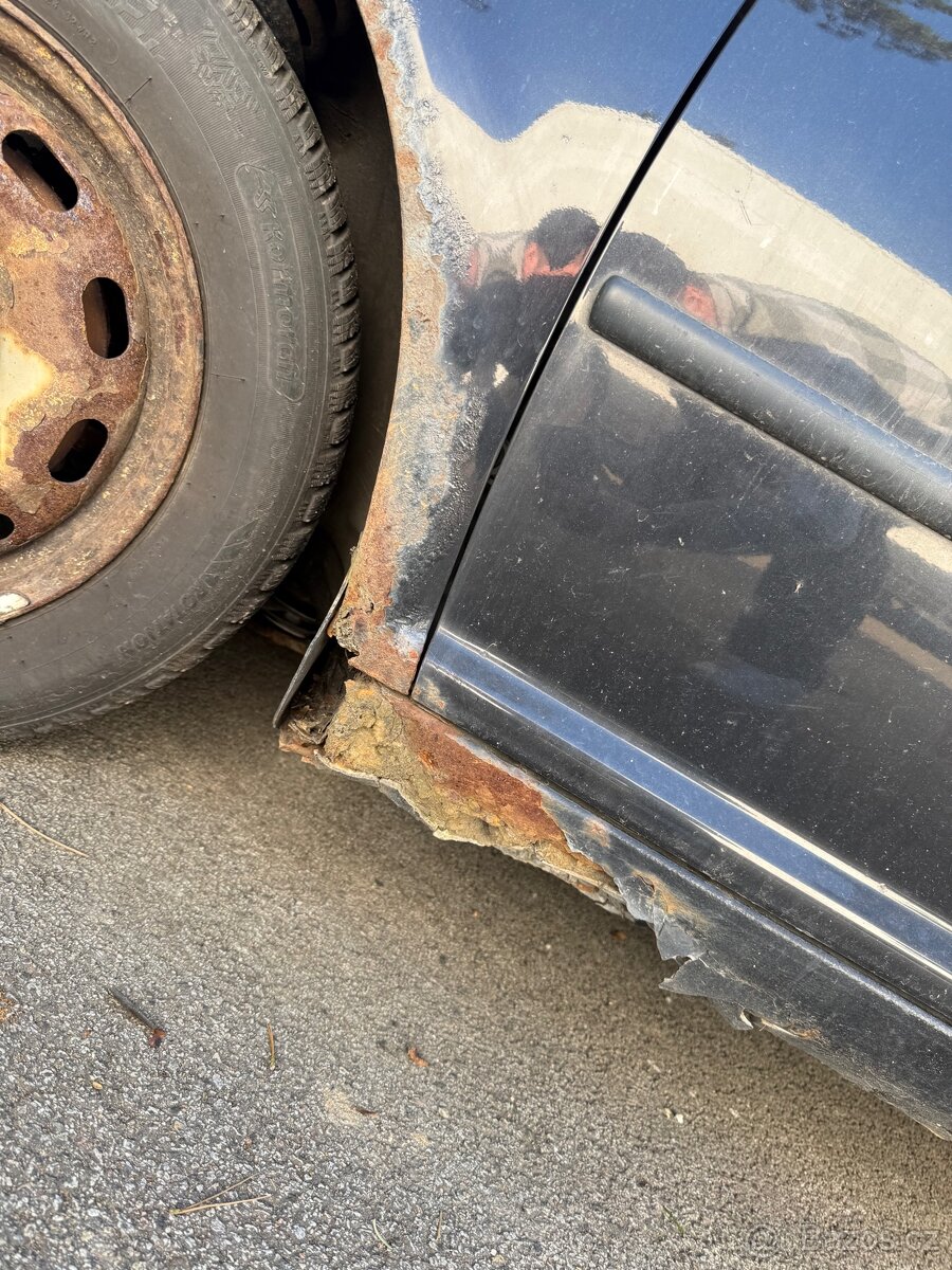 VW Golf 4 – pojízdný, bez STK - 2