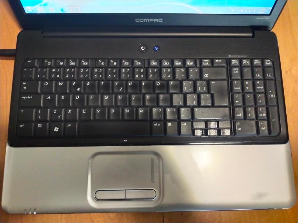Prodám notebook HP Compaq - 2