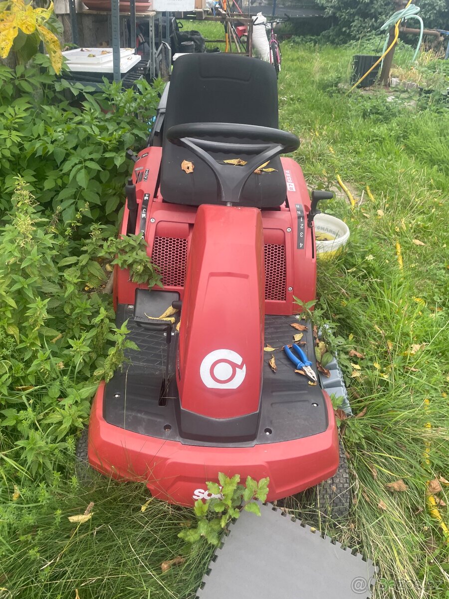 Zahradni traktor Alko - 2