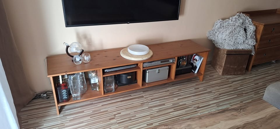 TV stolek IKEA - 2