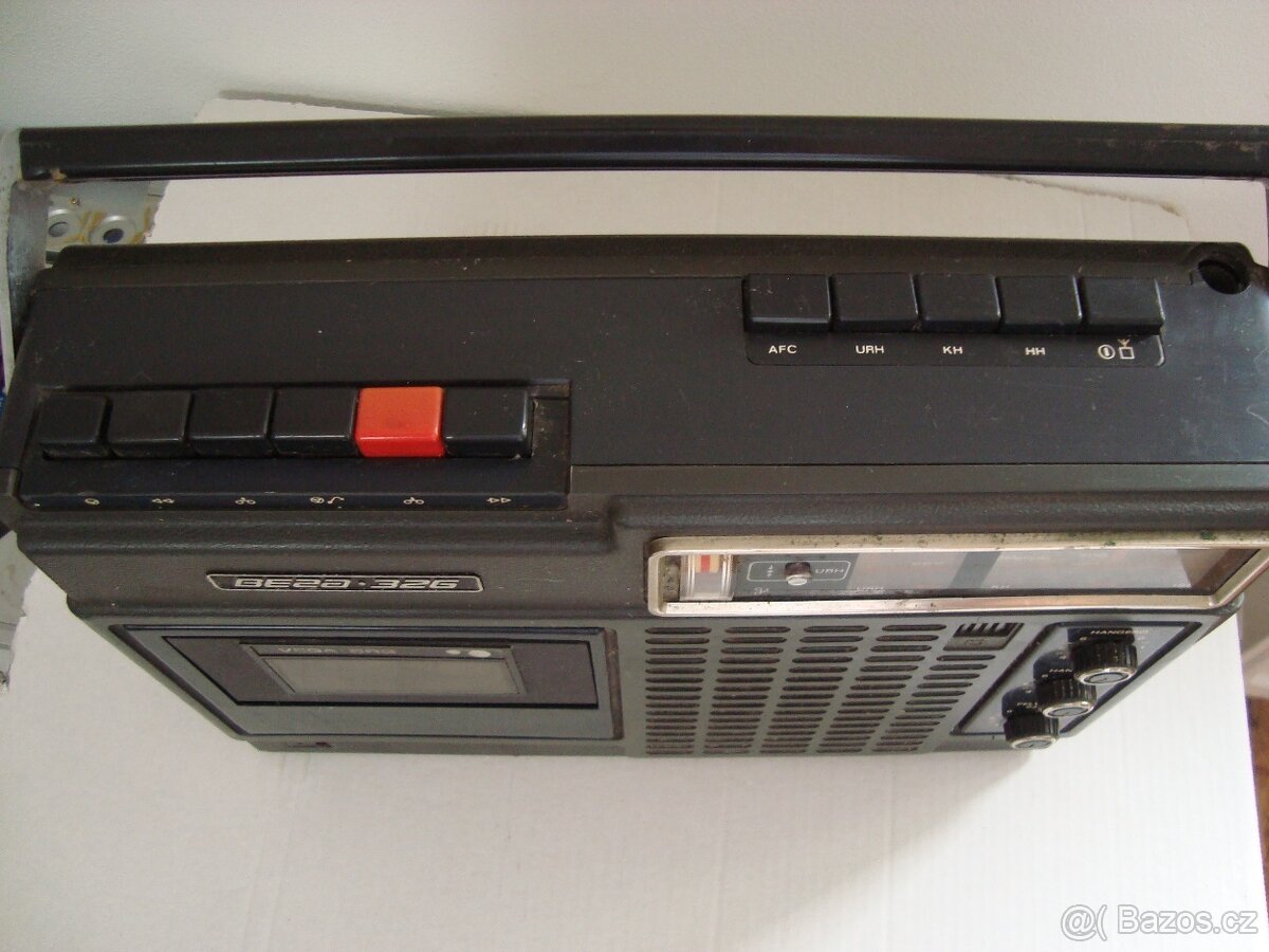 Retro radiomagnetofon Vega-BRG - 2