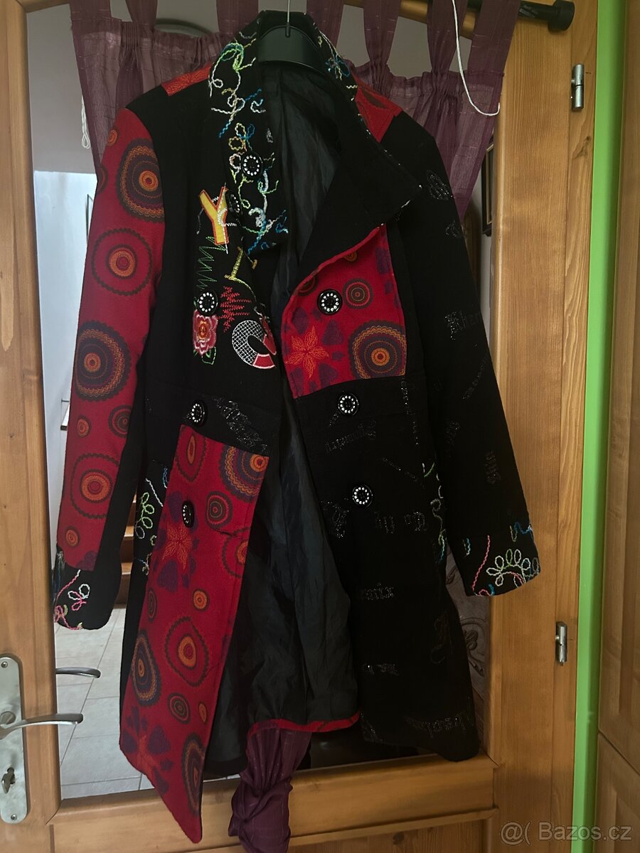 Kabát barevný 3/4 nápaditý ve stylu patchwork vel. - 2